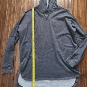 North Face woman gray hoodie sweatshirt XS.